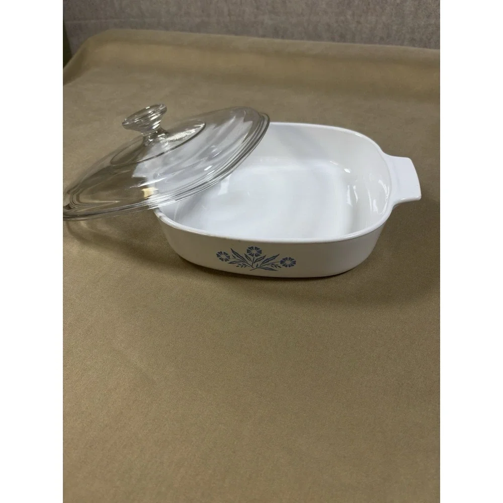 Vintage Corning Ware Blue Cornflower A-8-B 8x8 Casserole Dish w/ Glass Lid (265)